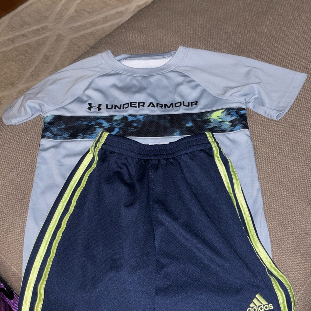 Under armour outfit size 7